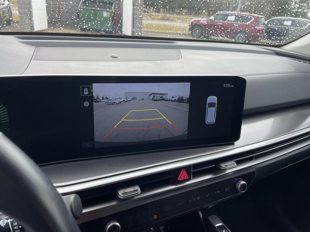 used 2025 Kia Sorento car, priced at $28,497