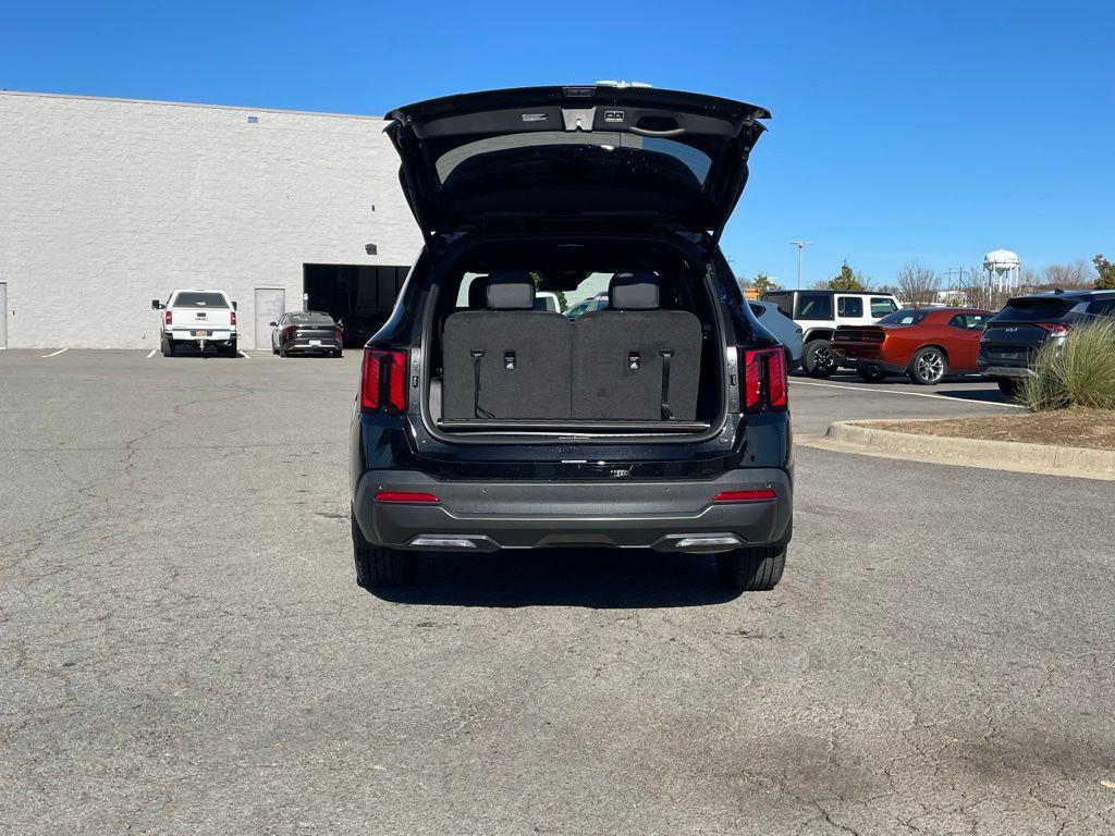new 2026 Kia Sorento Plug-In Hybrid car, priced at $50,888