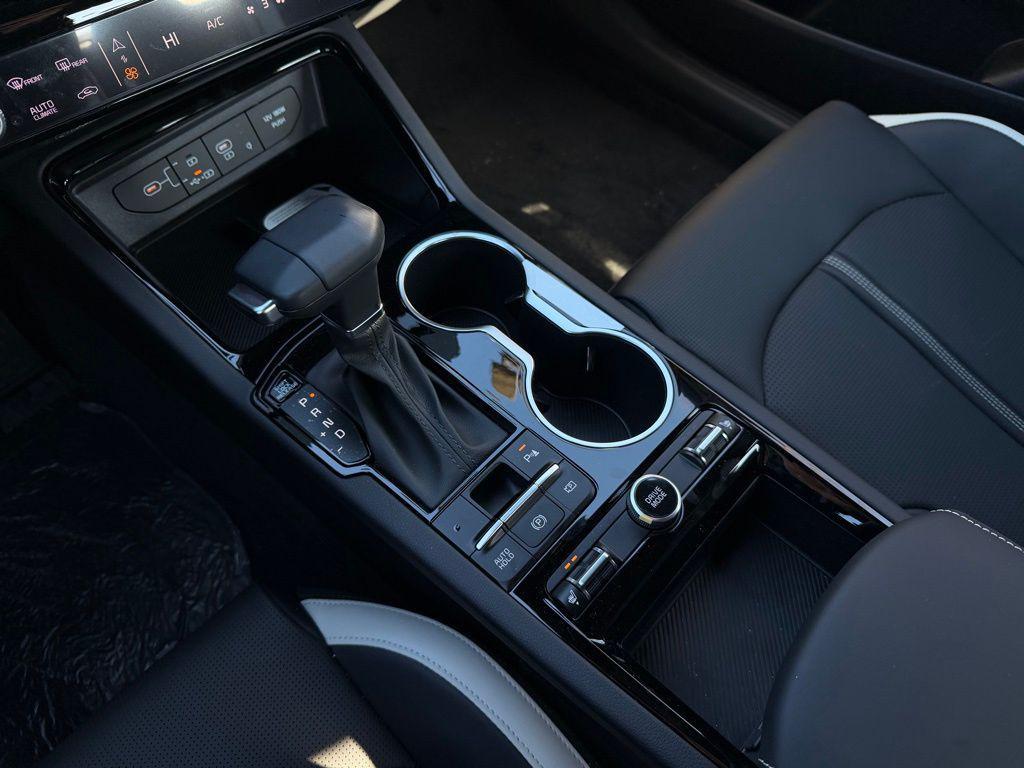 new 2026 Kia K5 car, priced at $27,487
