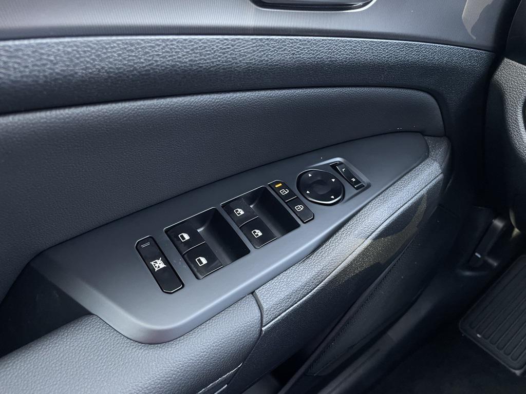 new 2026 Kia Sportage car, priced at $30,926