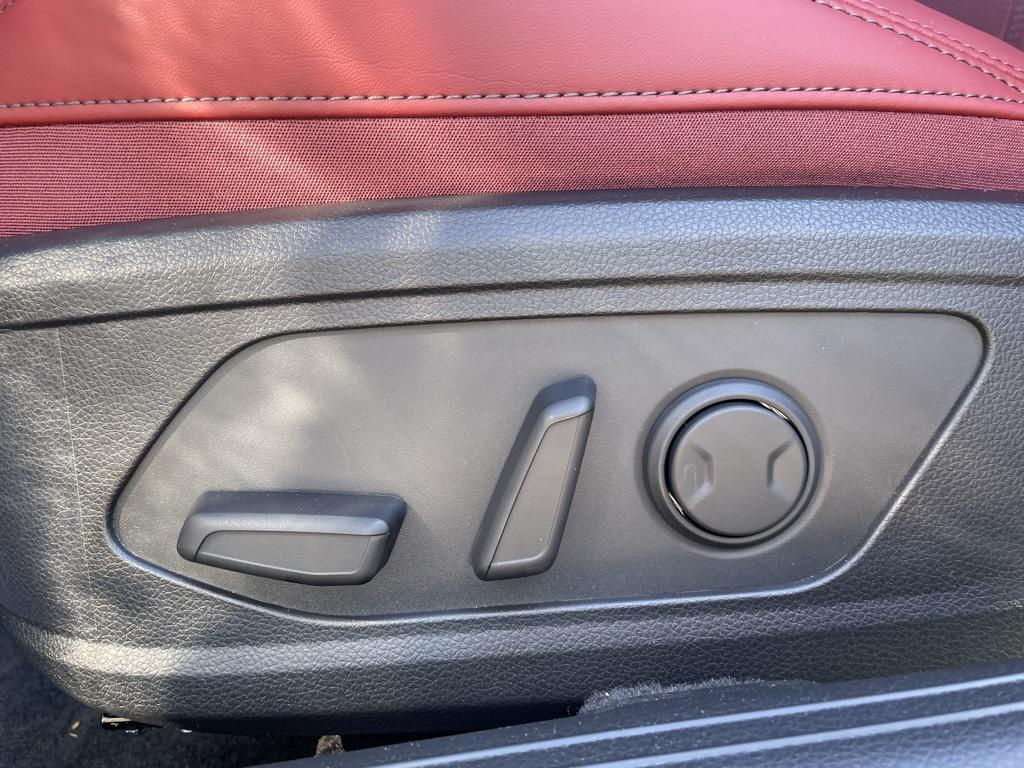 new 2026 Kia K5 car, priced at $30,094