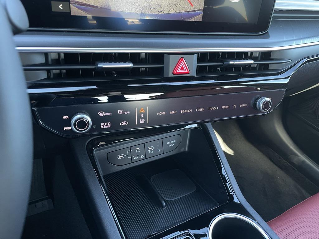 new 2026 Kia K5 car, priced at $30,094