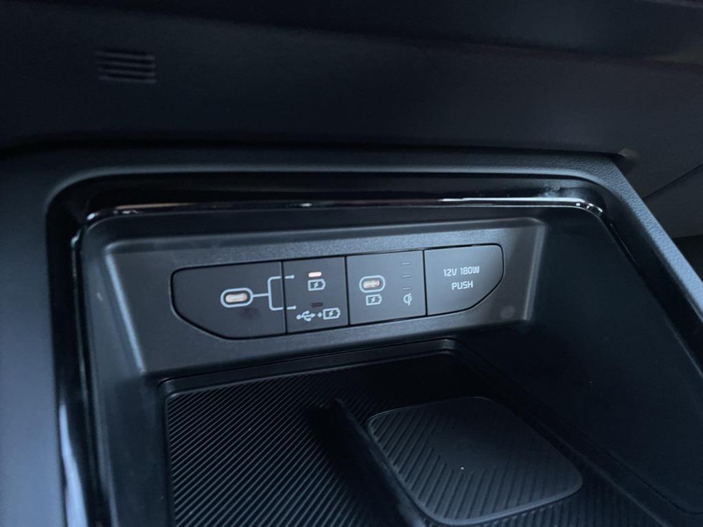 new 2026 Kia K5 car, priced at $30,094