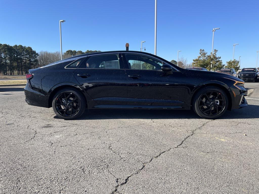new 2026 Kia K5 car, priced at $30,094