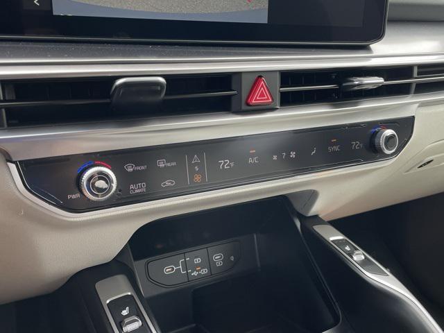 new 2025 Kia Sorento car, priced at $32,387