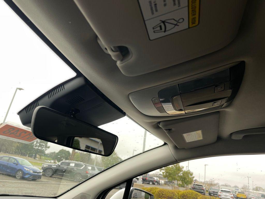 new 2026 Kia Sportage Hybrid car, priced at $30,352