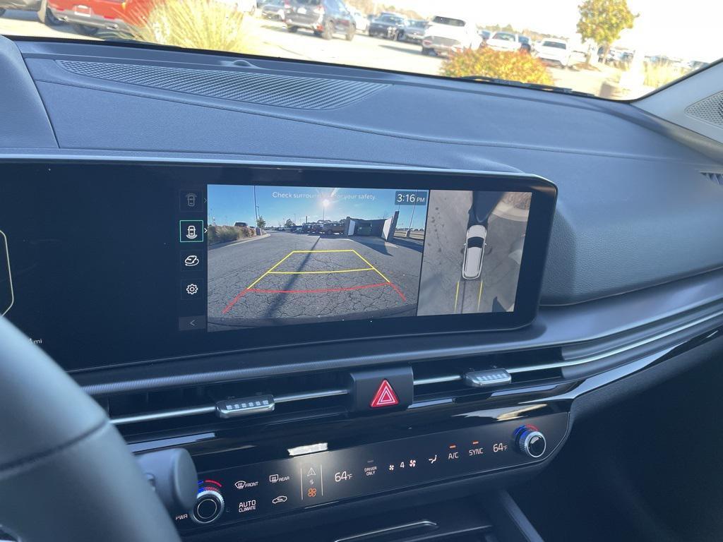 new 2026 Kia Sportage Hybrid car, priced at $38,922