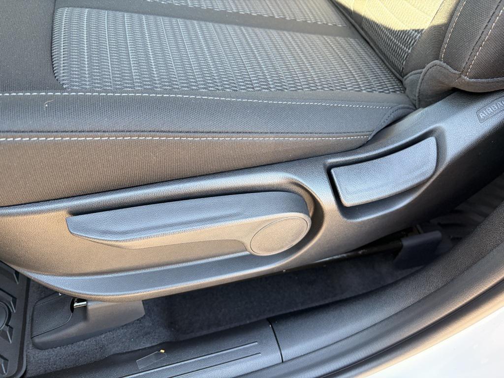 new 2026 Kia Sorento car, priced at $31,132