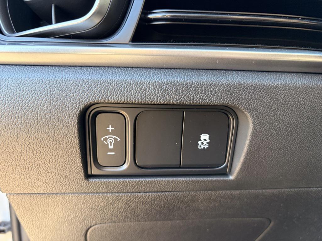 new 2026 Kia Sorento car, priced at $31,132