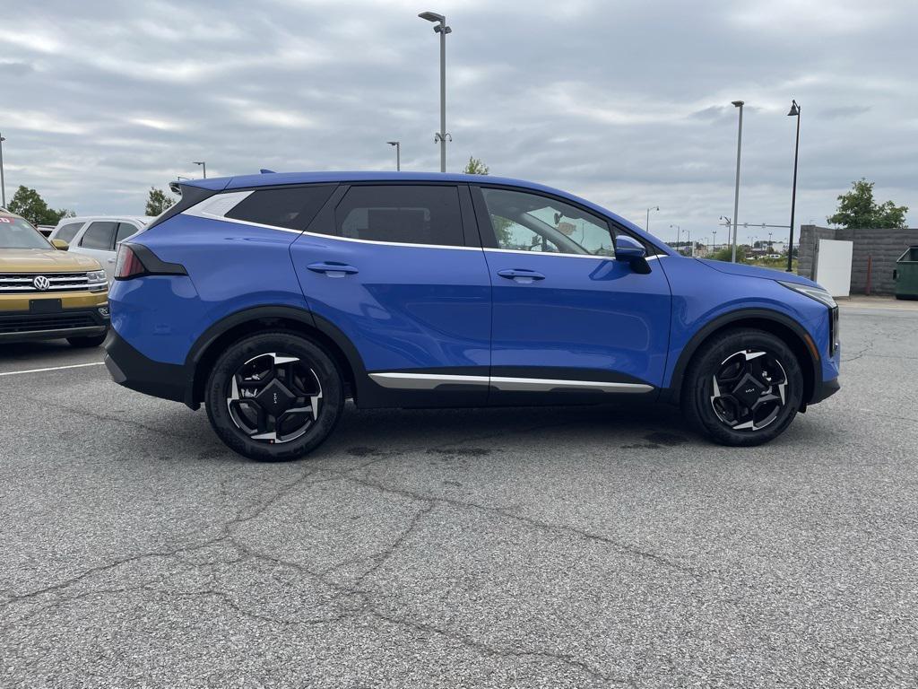 new 2026 Kia Sportage car, priced at $30,295