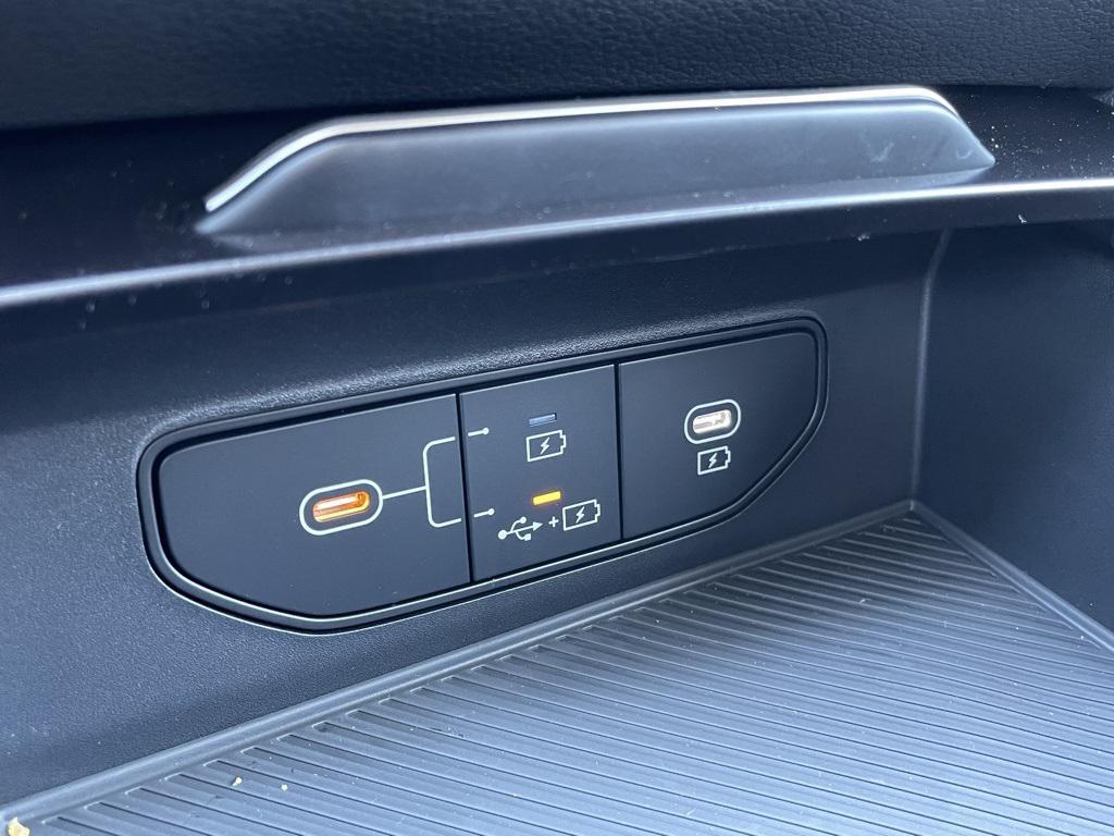 new 2026 Kia Sportage Hybrid car, priced at $32,308