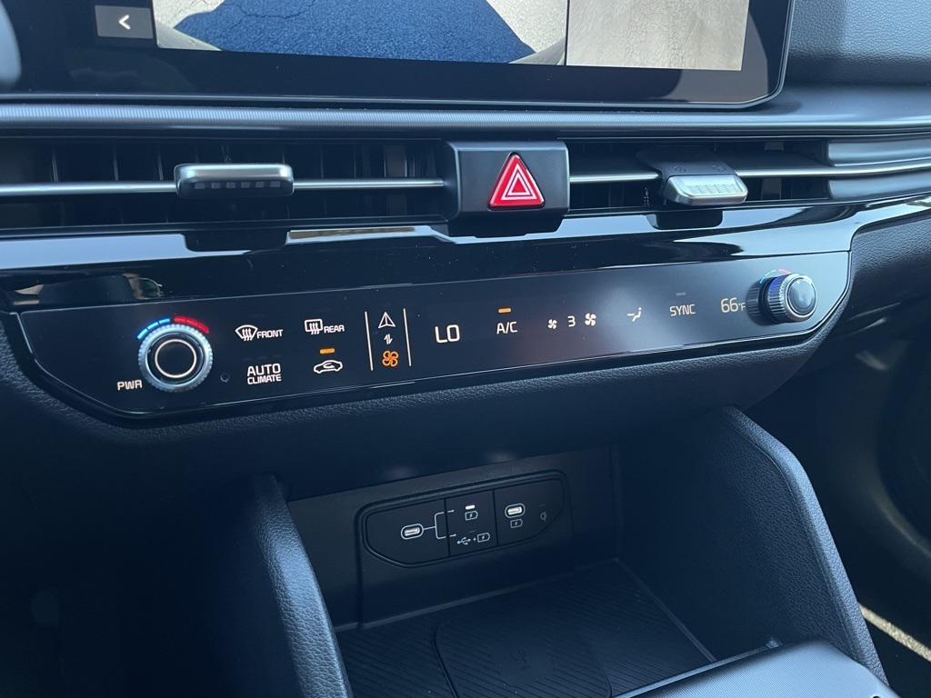 new 2026 Kia Sportage car, priced at $35,963