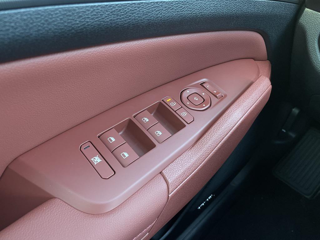 new 2026 Kia Sportage car, priced at $35,963