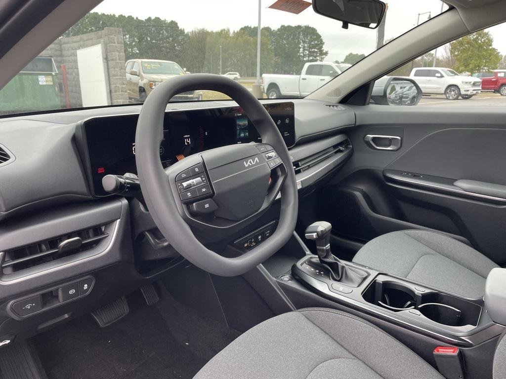 new 2025 Kia K4 car, priced at $22,999