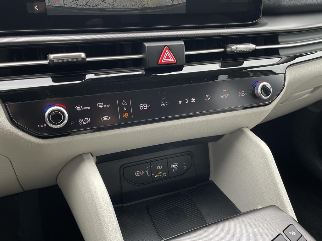 new 2026 Kia Sportage car, priced at $30,795