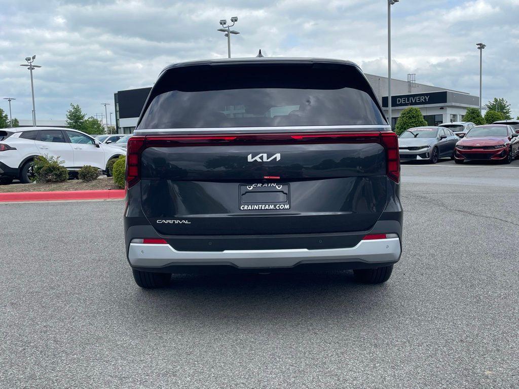 new 2026 Kia Carnival car, priced at $38,689