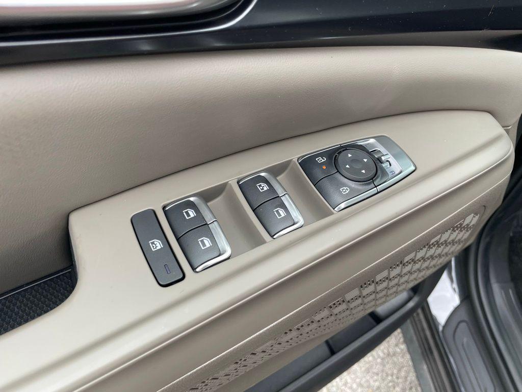 new 2026 Kia Carnival car, priced at $38,689