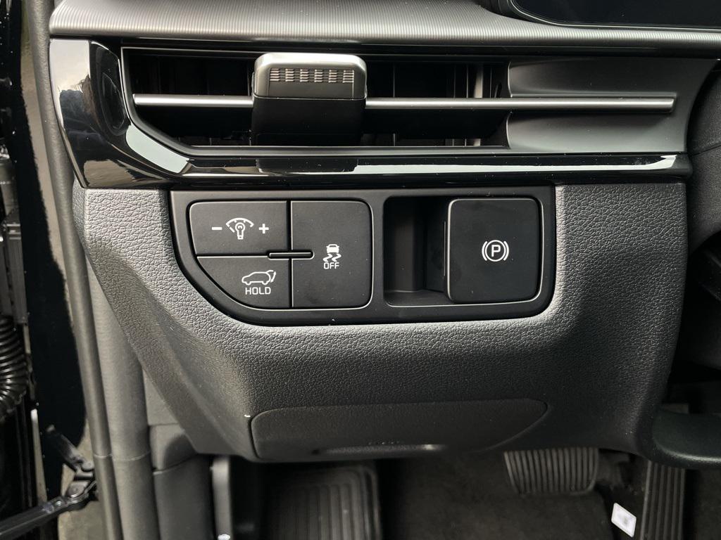 new 2026 Kia Sportage car, priced at $34,285