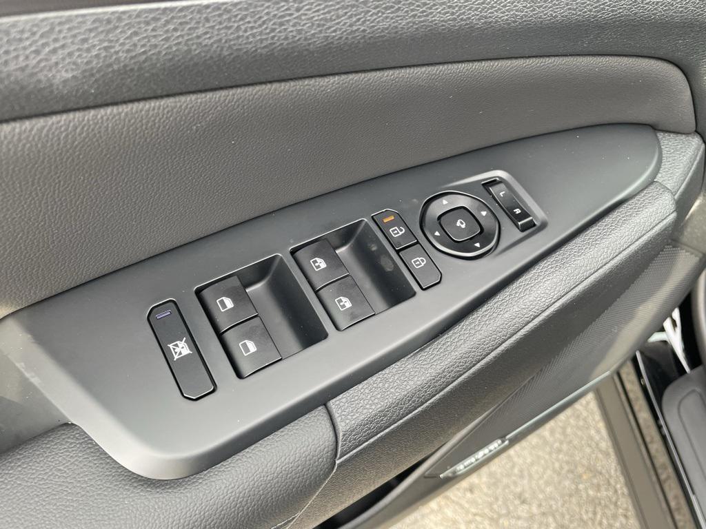 new 2026 Kia Sportage car, priced at $34,285