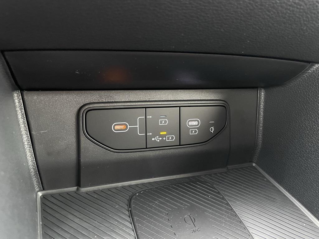 new 2026 Kia Sportage car, priced at $34,285