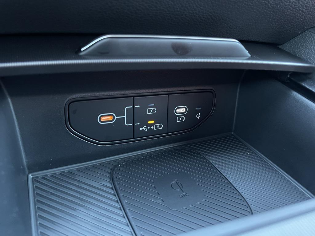 new 2026 Kia Sportage Hybrid car, priced at $39,086