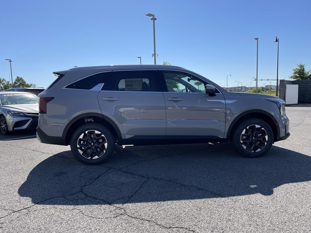 new 2026 Kia Sorento car, priced at $35,889