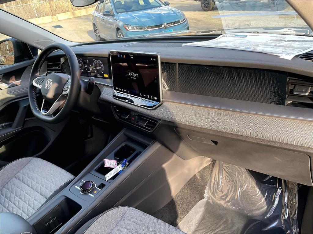 new 2026 Volkswagen Tiguan car, priced at $32,639