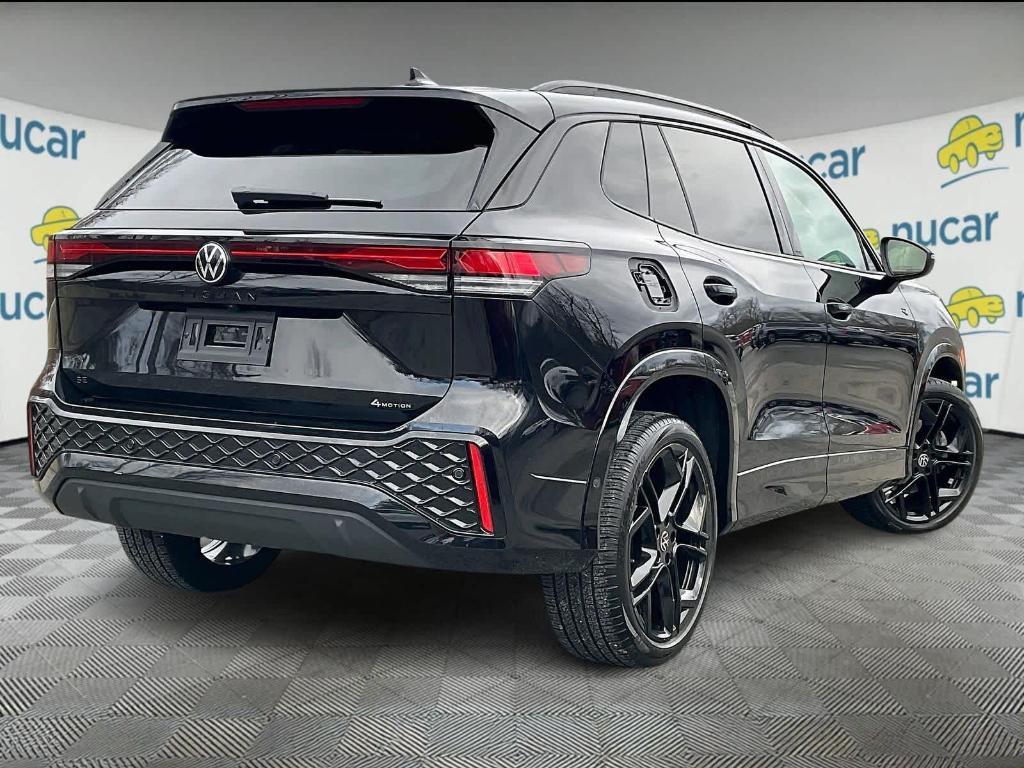 used 2025 Volkswagen Tiguan car, priced at $33,900