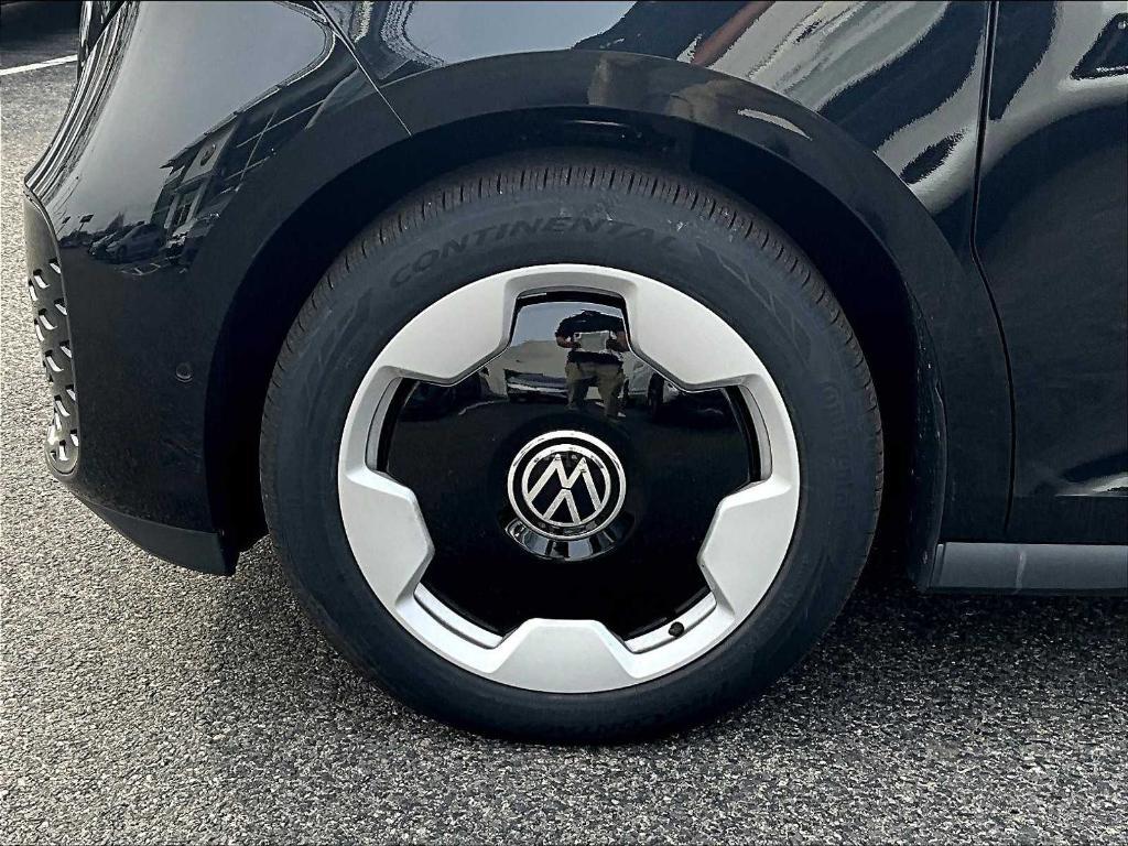 new 2025 Volkswagen ID. Buzz car, priced at $47,442