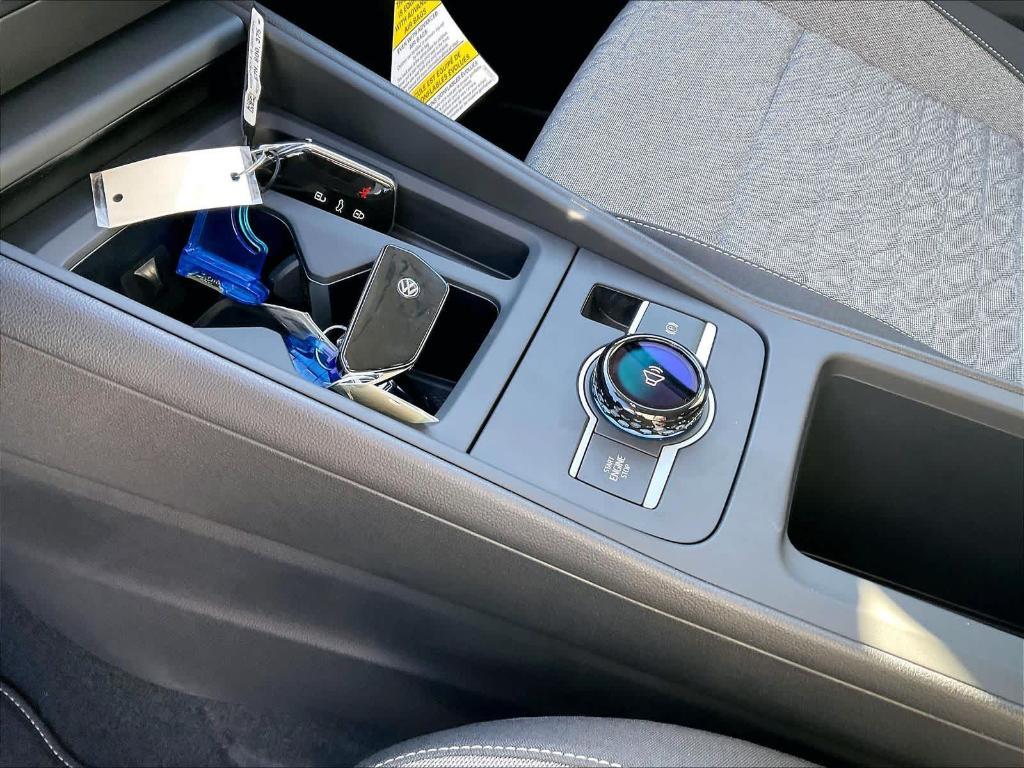 new 2026 Volkswagen Tiguan car, priced at $32,554