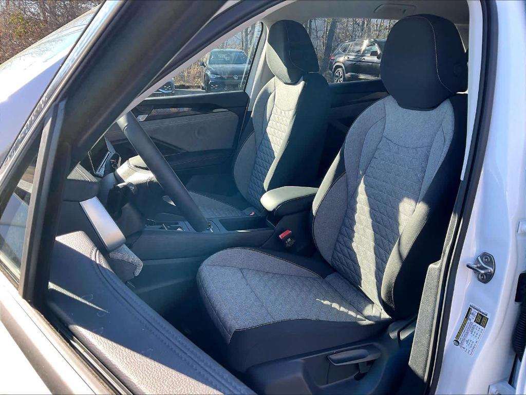 new 2026 Volkswagen Tiguan car, priced at $32,554