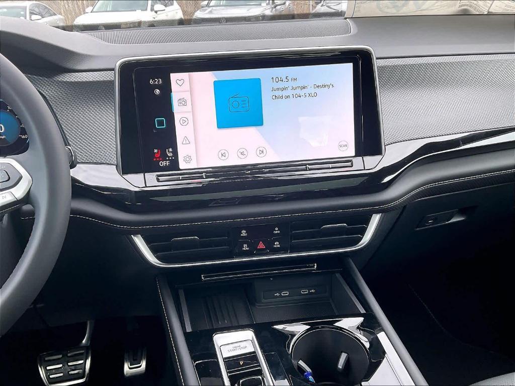 new 2026 Volkswagen Atlas Cross Sport car, priced at $49,452