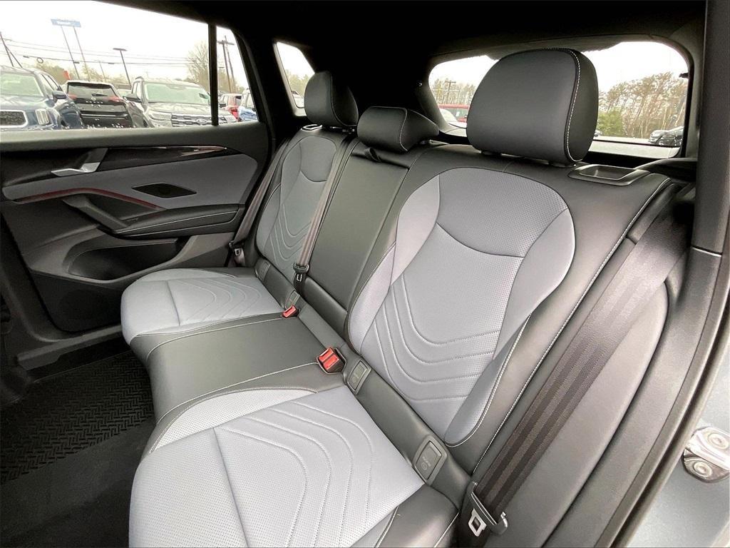 new 2026 Volkswagen Tiguan car, priced at $40,337