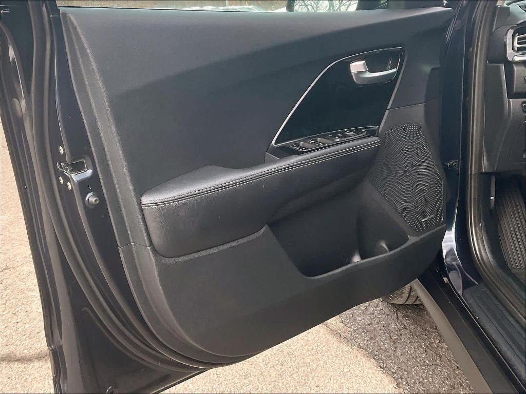 used 2022 Kia Niro EV car, priced at $16,450