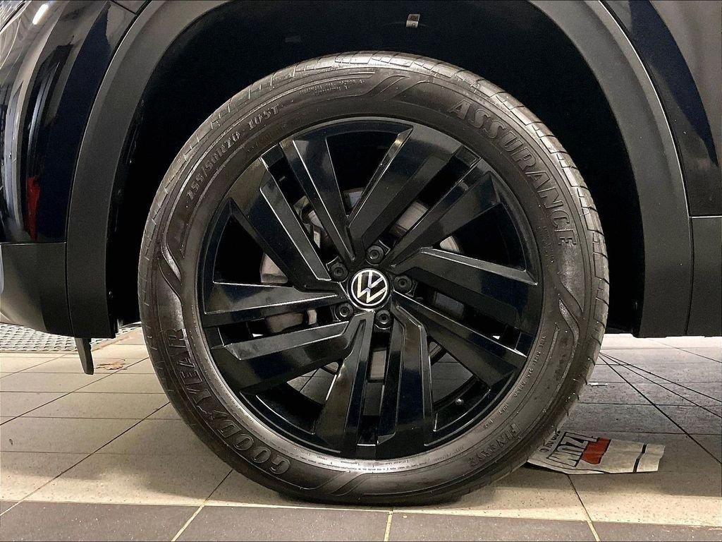 used 2023 Volkswagen Atlas Cross Sport car, priced at $31,019