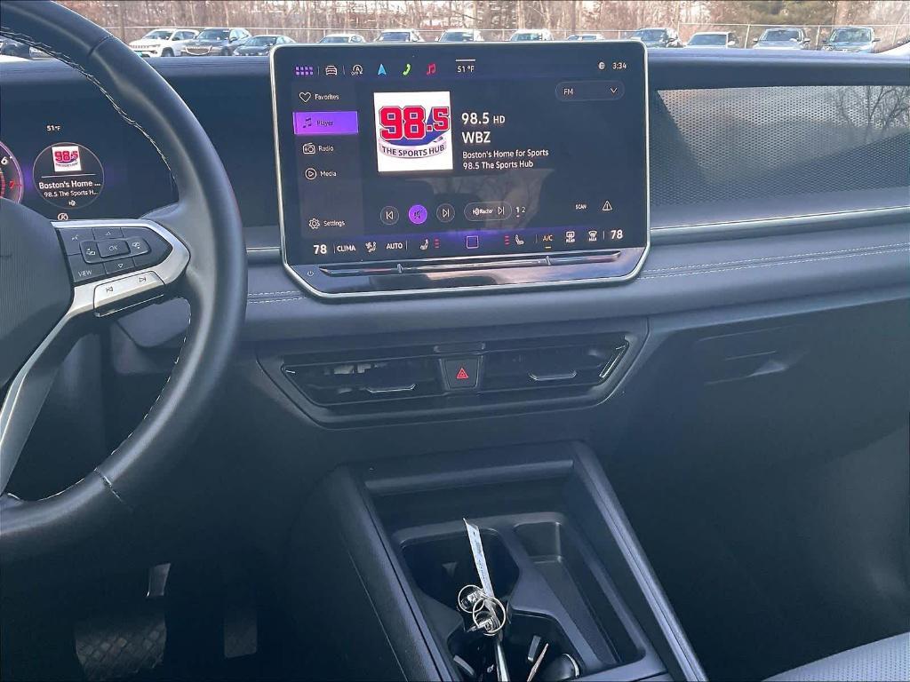 used 2025 Volkswagen Tiguan car, priced at $31,900