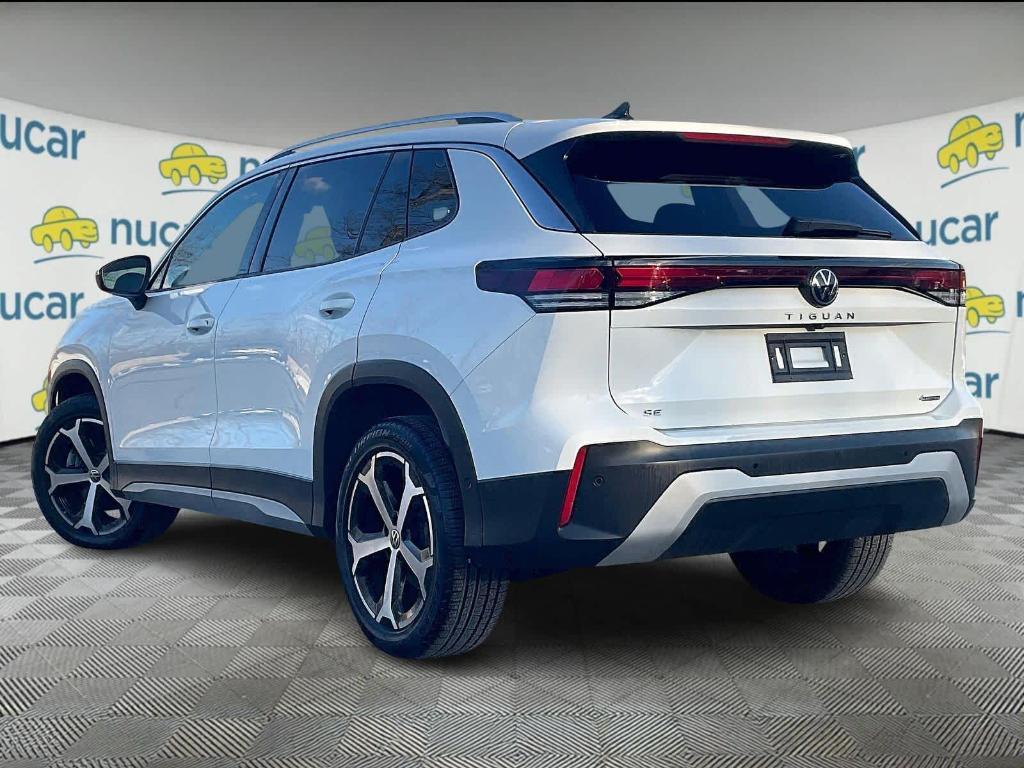 used 2025 Volkswagen Tiguan car, priced at $31,900
