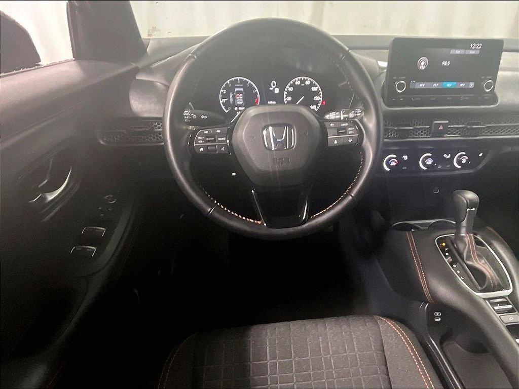 used 2025 Honda HR-V car, priced at $28,079