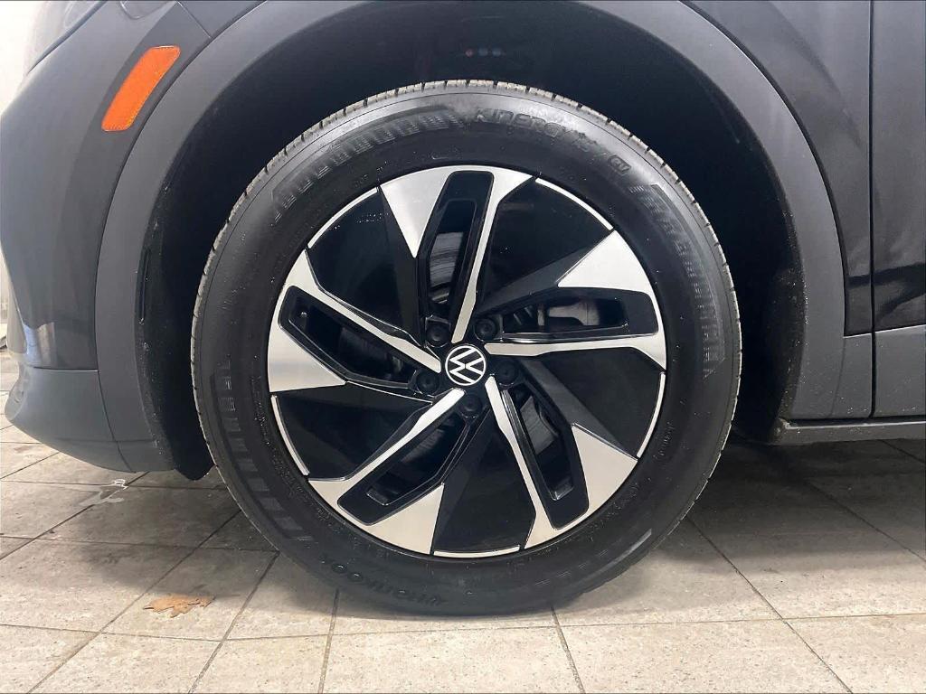 used 2021 Volkswagen ID.4 car, priced at $17,990