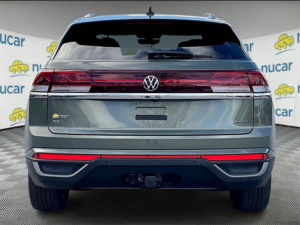 new 2026 Volkswagen Atlas Cross Sport car, priced at $45,681