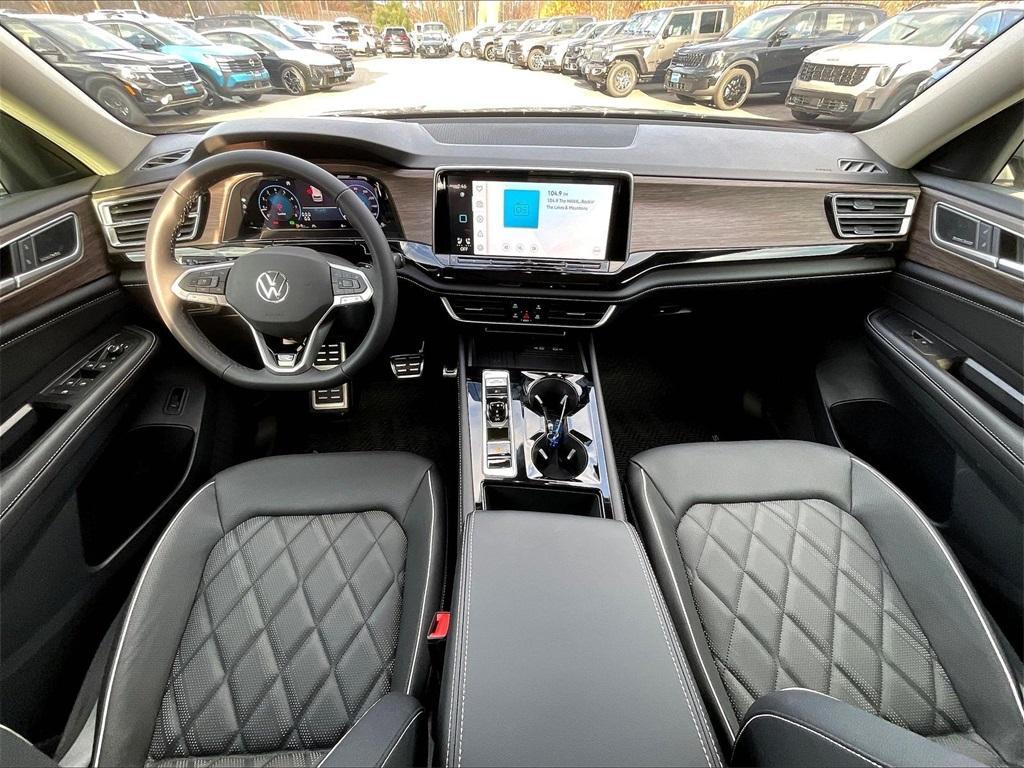 new 2026 Volkswagen Atlas car, priced at $53,304