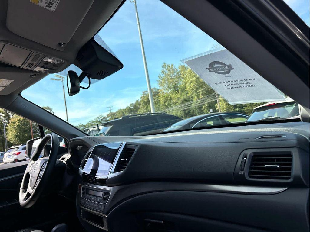 2018 Modern Steel Metallic Honda Pilot