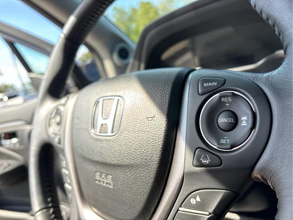 2018 Modern Steel Metallic Honda Pilot