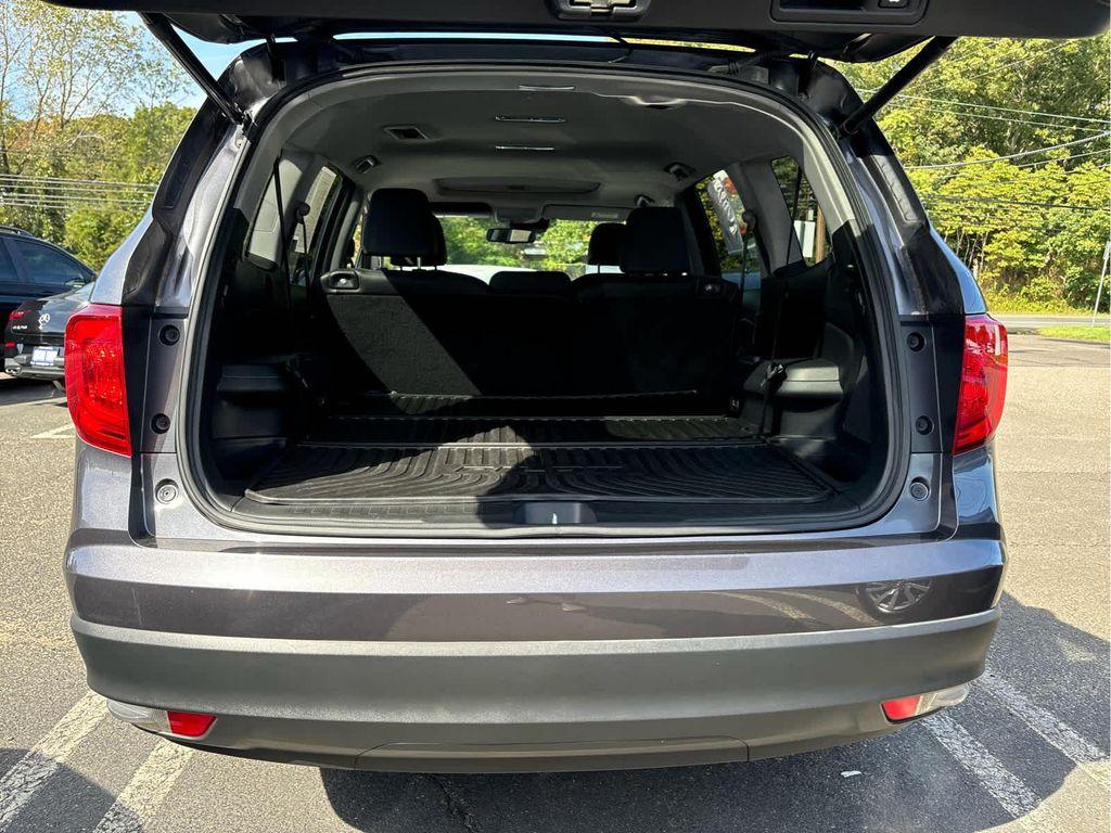 2018 Modern Steel Metallic Honda Pilot