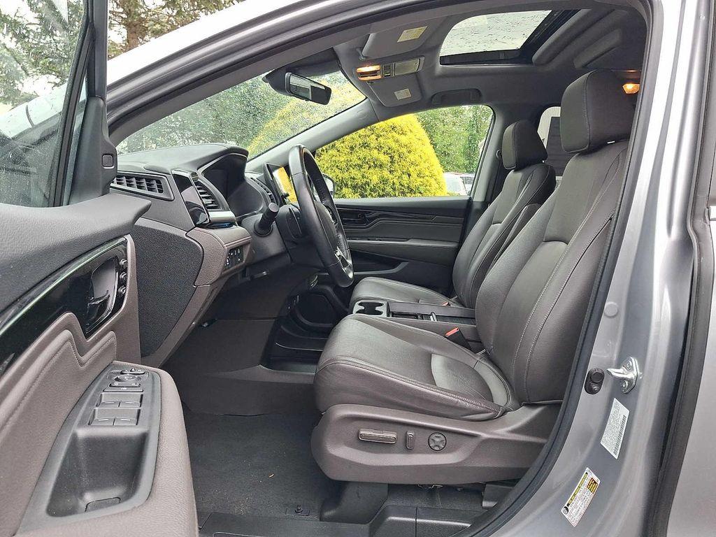used 2023 Honda Odyssey car, priced at $37,684