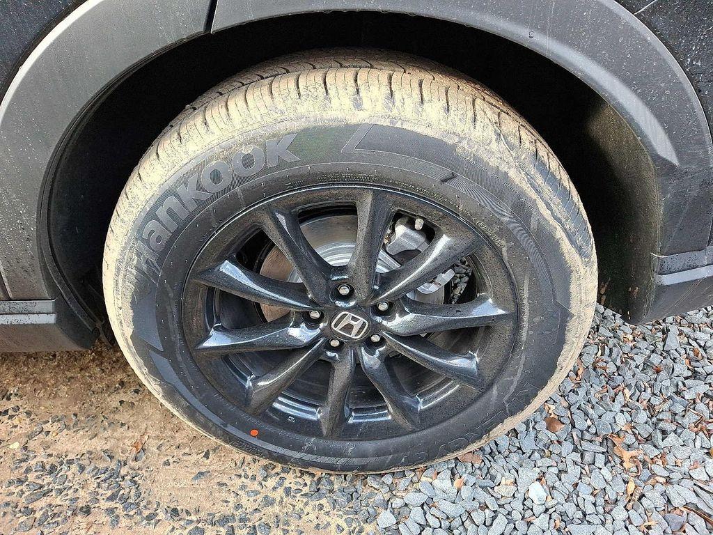 new 2026 Honda CR-V Hybrid car, priced at $41,675