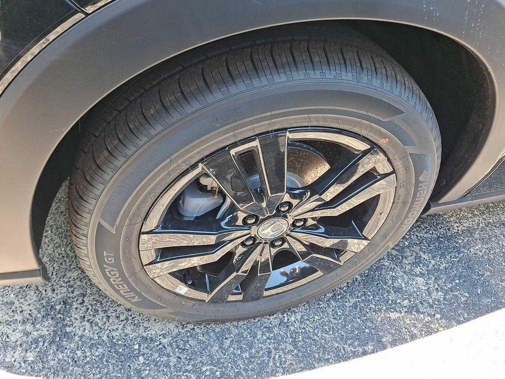 new 2027 Honda HR-V car, priced at $32,099