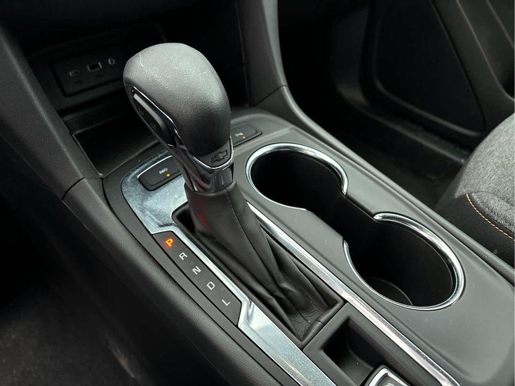 used 2023 Chevrolet Equinox car, priced at $21,935