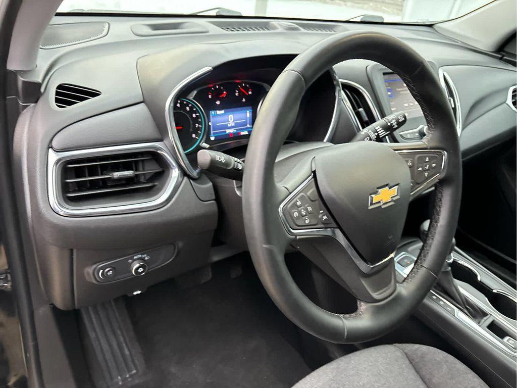 used 2023 Chevrolet Equinox car, priced at $21,935