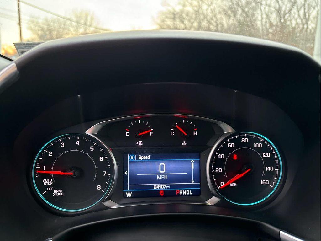 used 2023 Chevrolet Equinox car, priced at $21,935